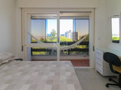 Cobertura à venda com 261m², 3 quartos, 1 suíte, 2 vagas no bairro Petrópolis em Porto Alegre - Foto 76