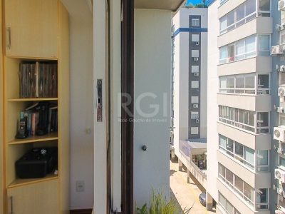 Cobertura à venda com 261m², 3 quartos, 1 suíte, 2 vagas no bairro Petrópolis em Porto Alegre - Foto 99