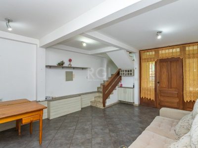 Casa à venda com 430m², 3 quartos no bairro Santa Tereza em Porto Alegre - Foto 5