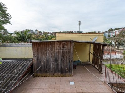 Casa à venda com 430m², 3 quartos no bairro Santa Tereza em Porto Alegre - Foto 55