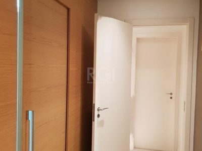 Apartamento à venda com 106m², 3 quartos, 1 suíte, 2 vagas no bairro Passo d'Areia em Porto Alegre - Foto 8