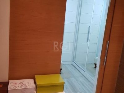 Apartamento à venda com 106m², 3 quartos, 1 suíte, 2 vagas no bairro Passo d'Areia em Porto Alegre - Foto 17