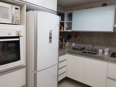 Apartamento à venda com 106m², 3 quartos, 1 suíte, 2 vagas no bairro Passo d'Areia em Porto Alegre - Foto 25