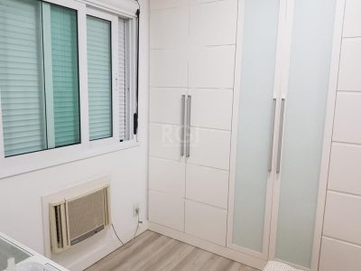 Apartamento à venda com 106m², 3 quartos, 1 suíte, 2 vagas no bairro Passo d'Areia em Porto Alegre - Foto 34