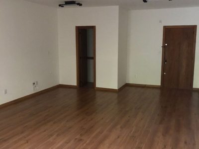 Conjunto/Sala à venda com 47m² no bairro Auxiliadora em Porto Alegre - Foto 4