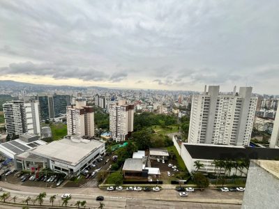 Apartamento à venda com 72m², 2 quartos, 1 suíte, 4 vagas no bairro Petrópolis em Porto Alegre - Foto 8