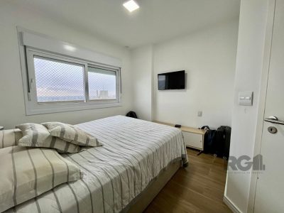 Apartamento à venda com 72m², 2 quartos, 1 suíte, 4 vagas no bairro Petrópolis em Porto Alegre - Foto 28