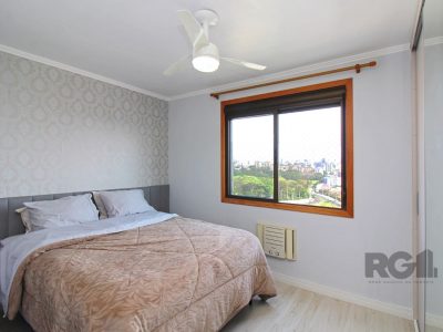 Apartamento à venda com 97m², 3 quartos, 1 suíte, 2 vagas no bairro Jardim Europa em Porto Alegre - Foto 7