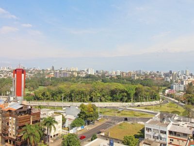 Apartamento à venda com 97m², 3 quartos, 1 suíte, 2 vagas no bairro Jardim Europa em Porto Alegre - Foto 12