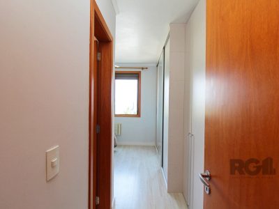 Apartamento à venda com 97m², 3 quartos, 1 suíte, 2 vagas no bairro Jardim Europa em Porto Alegre - Foto 15