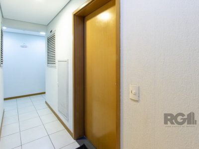 Apartamento à venda com 54m², 2 quartos, 1 suíte, 1 vaga no bairro Tristeza em Porto Alegre - Foto 20