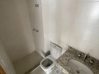 Apartamento à venda com 75m², 2 quartos, 1 vaga no bairro Petrópolis em Porto Alegre - Foto 2