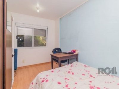 Apartamento à venda com 66m², 3 quartos, 1 suíte, 1 vaga no bairro Partenon em Porto Alegre - Foto 8