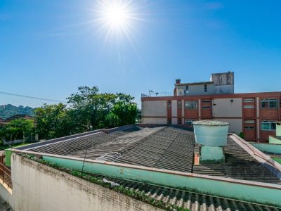 Apartamento à venda com 90m², 3 quartos, 1 suíte, 1 vaga no bairro Medianeira em Porto Alegre - Foto 9