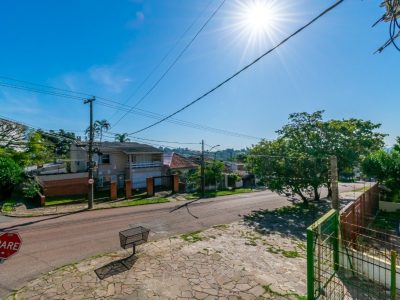 Apartamento à venda com 90m², 3 quartos, 1 suíte, 1 vaga no bairro Medianeira em Porto Alegre - Foto 14