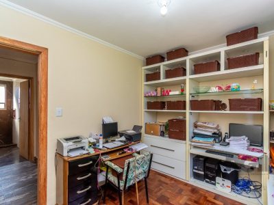 Apartamento à venda com 90m², 3 quartos, 1 suíte, 1 vaga no bairro Medianeira em Porto Alegre - Foto 24