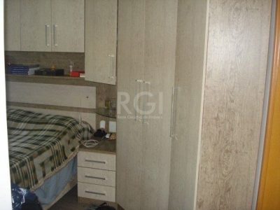 Apartamento à venda com 65m², 2 quartos, 1 suíte, 1 vaga no bairro Tristeza em Porto Alegre - Foto 17