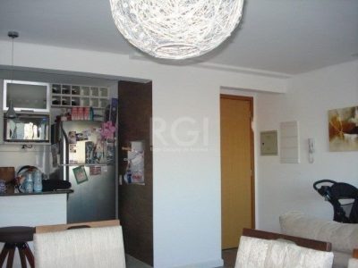 Apartamento à venda com 65m², 2 quartos, 1 suíte, 1 vaga no bairro Tristeza em Porto Alegre - Foto 13