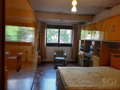 Casa à venda com 136m², 4 quartos, 2 vagas no bairro Rio Branco em Porto Alegre - Foto 26