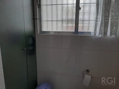 Casa à venda com 136m², 4 quartos, 2 vagas no bairro Rio Branco em Porto Alegre - Foto 45