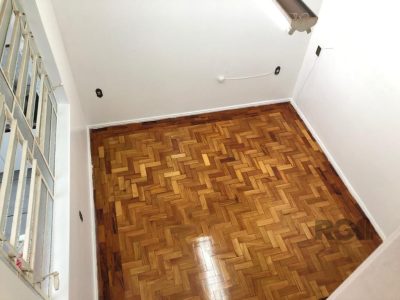 Conjunto/Sala à venda com 75m² no bairro Centro Histórico em Porto Alegre - Foto 3