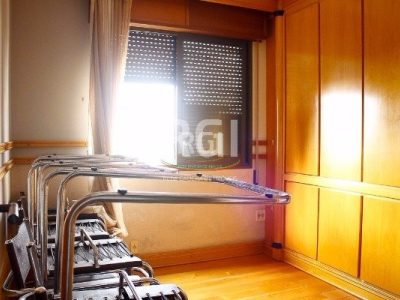 Apartamento à venda com 131m², 3 quartos, 1 suíte, 2 vagas no bairro Auxiliadora em Porto Alegre - Foto 8