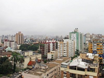 Apartamento à venda com 78m², 3 quartos, 1 suíte, 2 vagas no bairro Santana em Porto Alegre - Foto 2