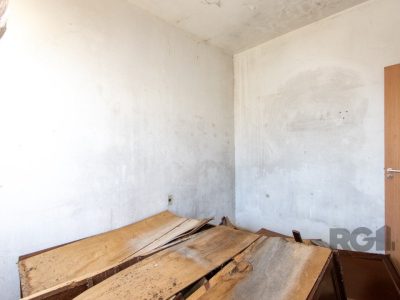 Casa à venda com 220m², 4 quartos, 3 vagas no bairro Tristeza em Porto Alegre - Foto 27