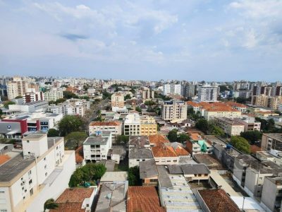 Apartamento à venda com 62m², 2 quartos, 1 suíte, 1 vaga no bairro Vila Ipiranga em Porto Alegre - Foto 4