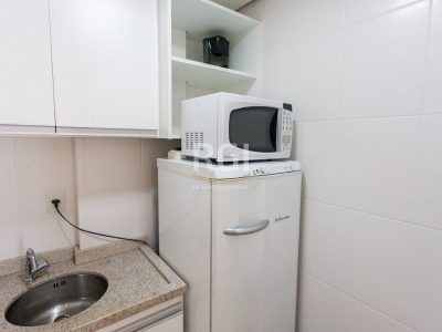 Conjunto/Sala à venda com 36m², 1 vaga no bairro Petrópolis em Porto Alegre - Foto 10