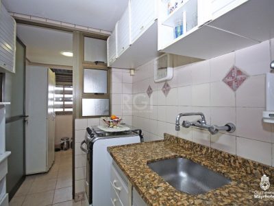 Apartamento à venda com 90m², 3 quartos, 1 suíte, 1 vaga no bairro Praia de Belas em Porto Alegre - Foto 12