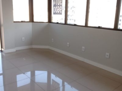 Conjunto/Sala à venda com 40m², 1 vaga no bairro Moinhos de Vento em Porto Alegre - Foto 4