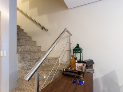 Casa Condominio à venda com 188m², 3 quartos, 1 suíte, 2 vagas no bairro Tristeza em Porto Alegre - Foto 17