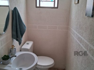 Casa à venda com 102m², 2 quartos, 1 vaga no bairro Partenon em Porto Alegre - Foto 10