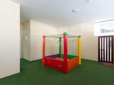 Apartamento à venda com 70m², 2 quartos, 1 suíte, 1 vaga no bairro Tristeza em Porto Alegre - Foto 8