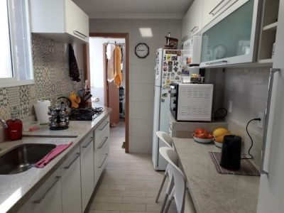 Apartamento à venda com 104m², 3 quartos, 1 suíte, 1 vaga no bairro Floresta em Porto Alegre - Foto 11