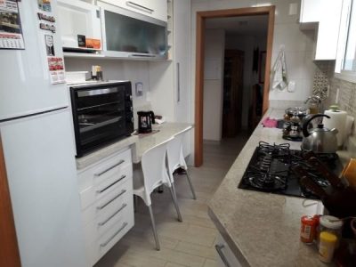 Apartamento à venda com 104m², 3 quartos, 1 suíte, 1 vaga no bairro Floresta em Porto Alegre - Foto 12