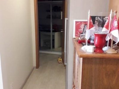 Apartamento à venda com 104m², 3 quartos, 1 suíte, 1 vaga no bairro Floresta em Porto Alegre - Foto 17