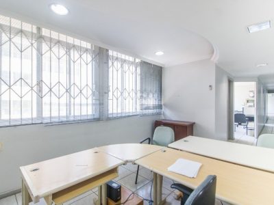 Conjunto/Sala à venda com 115m² no bairro Centro Histórico em Porto Alegre - Foto 3