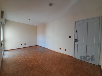 Apartamento à venda com 66m², 2 quartos no bairro Passo d'Areia em Porto Alegre - Foto 7