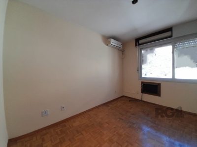 Apartamento à venda com 66m², 2 quartos no bairro Passo d'Areia em Porto Alegre - Foto 18