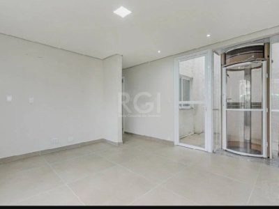 Casa à venda com 220m², 3 quartos, 2 suítes, 2 vagas no bairro Partenon em Porto Alegre - Foto 7