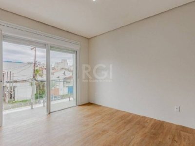 Casa à venda com 220m², 3 quartos, 2 suítes, 2 vagas no bairro Partenon em Porto Alegre - Foto 18