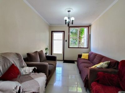 Casa à venda com 160m², 4 quartos, 1 suíte, 2 vagas no bairro Glória em Porto Alegre - Foto 8