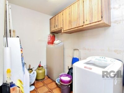 Casa à venda com 160m², 4 quartos, 1 suíte, 2 vagas no bairro Glória em Porto Alegre - Foto 25