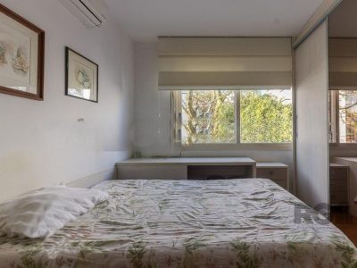 Apartamento à venda com 118m², 3 quartos, 1 suíte, 1 vaga no bairro Petrópolis em Porto Alegre - Foto 7