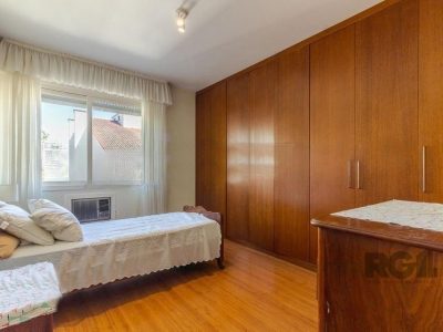 Apartamento à venda com 118m², 3 quartos, 1 suíte, 1 vaga no bairro Petrópolis em Porto Alegre - Foto 5