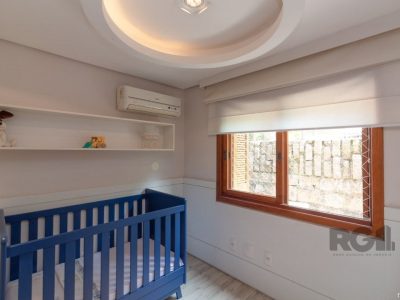 Casa Condominio à venda com 307m², 3 quartos, 1 suíte, 4 vagas no bairro Cristal em Porto Alegre - Foto 15