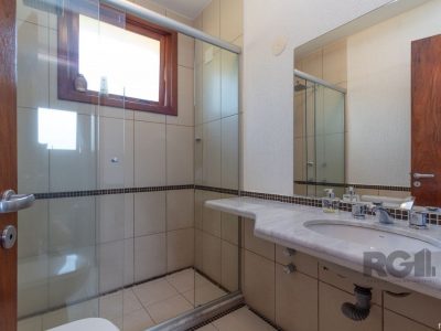 Casa Condominio à venda com 307m², 3 quartos, 1 suíte, 4 vagas no bairro Cristal em Porto Alegre - Foto 28