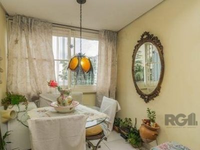 Apartamento à venda com 74m², 3 quartos, 1 vaga no bairro Chácara das Pedras em Porto Alegre - Foto 3